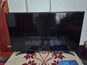 40" Smart TV