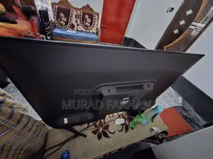 40" Smart TV