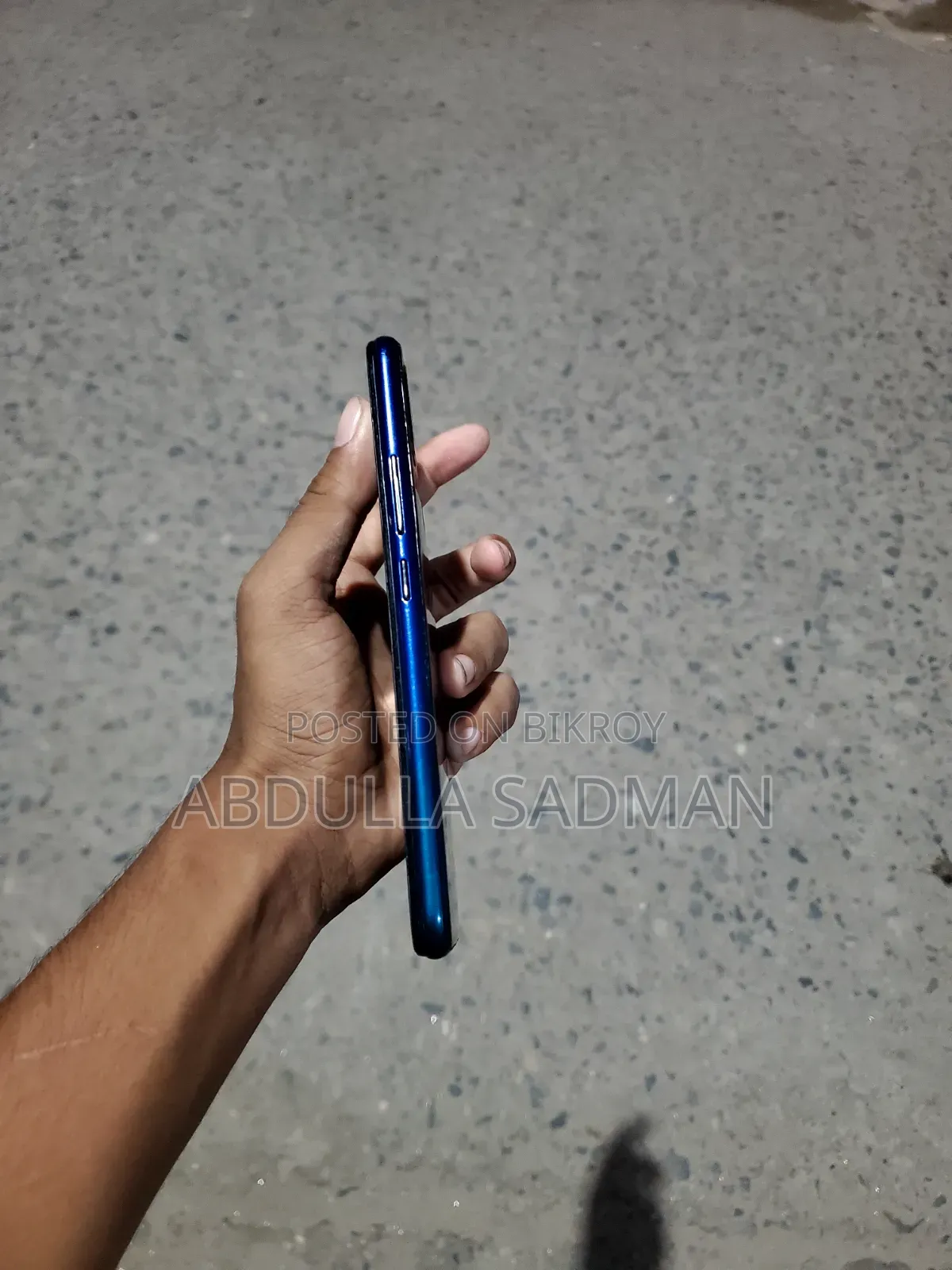 Vivo Y17 64 GB Blue