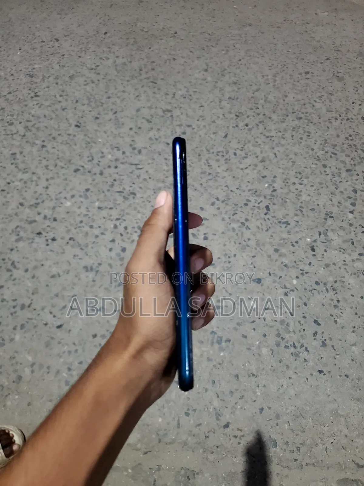 Vivo Y17 64 GB Blue