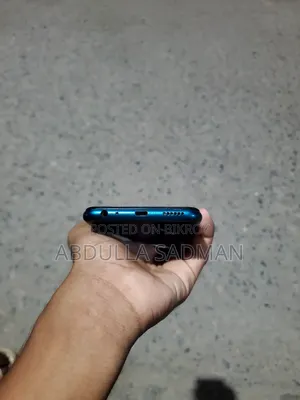 Vivo Y17 64 GB Blue