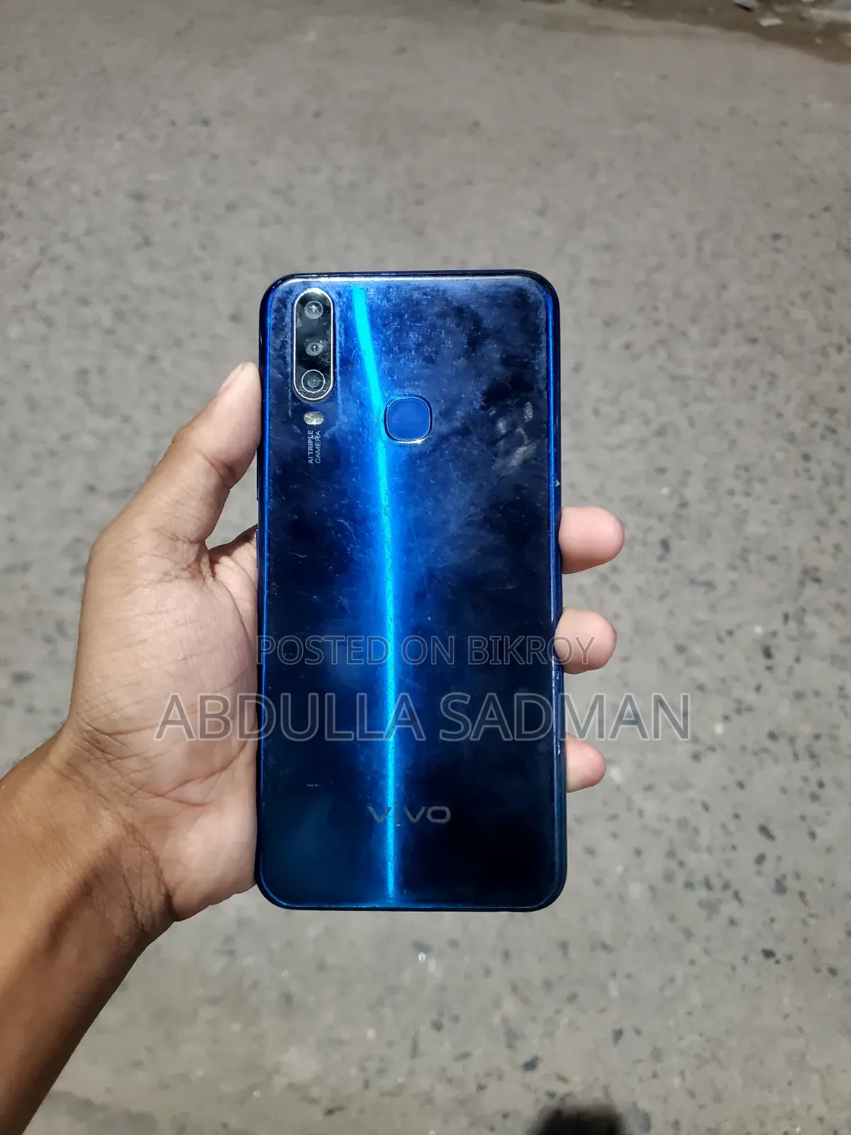 Vivo Y17 64 GB Blue