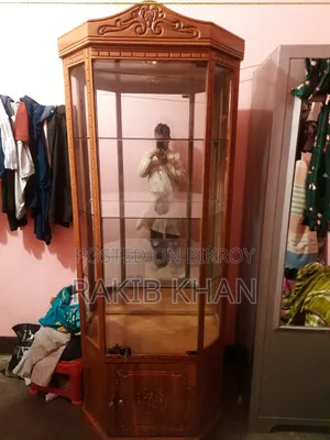 চিটাগাং সেগুন কাঠের, দেয়াল শোকেস