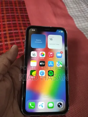 New Apple iPhone 11 64 GB Black