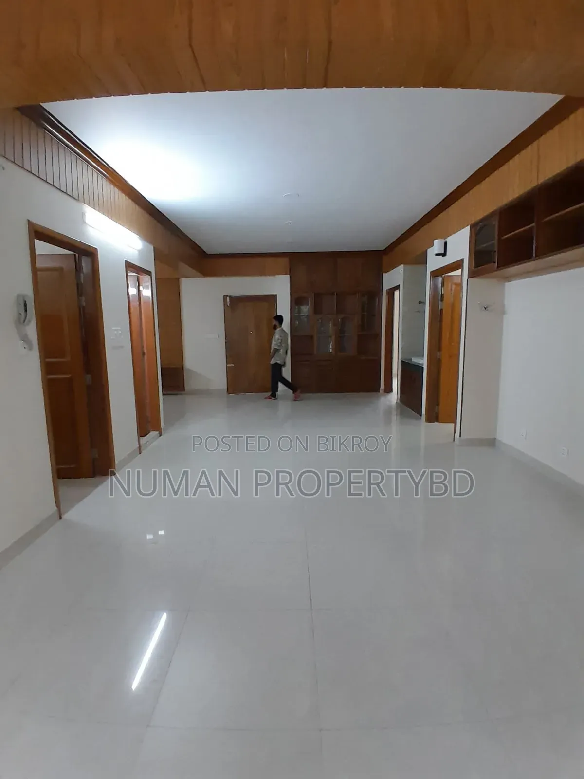 4bdrm Apartment in Numan Property Bd, Basundhara for rent