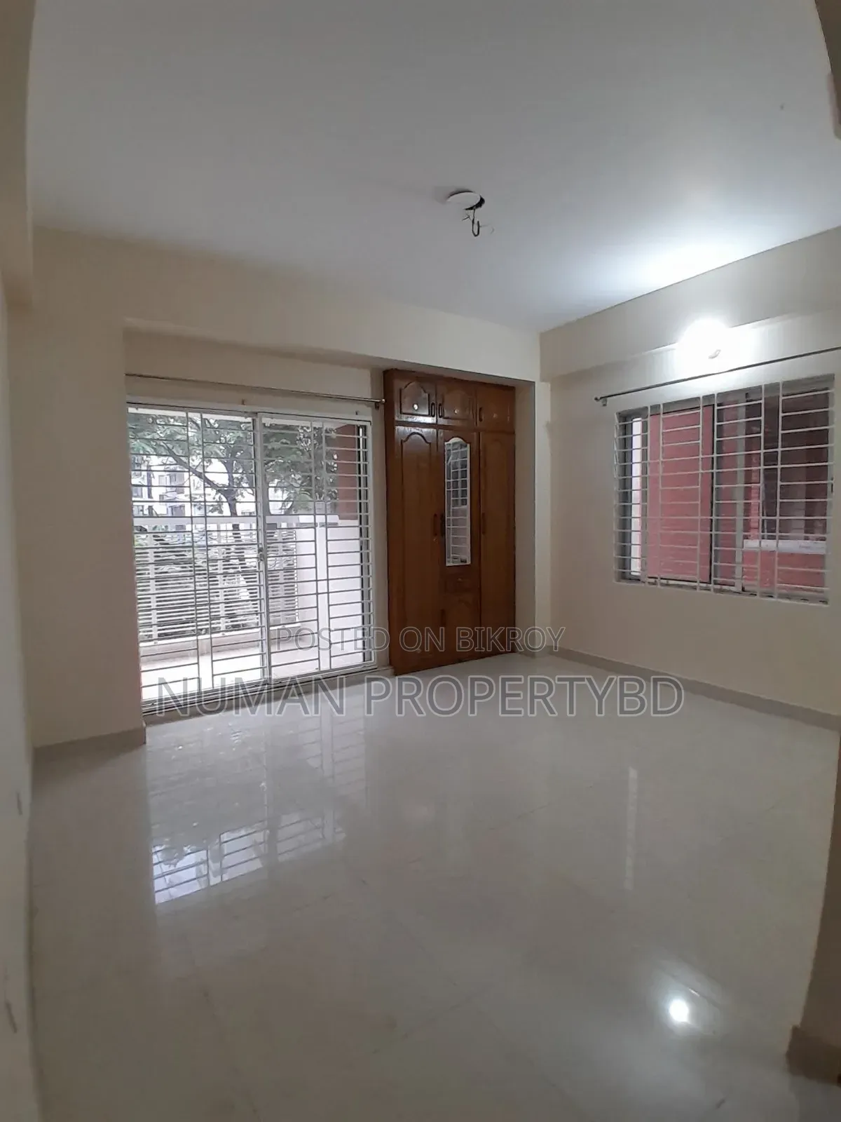 4bdrm Apartment in Numan Property Bd, Basundhara for rent