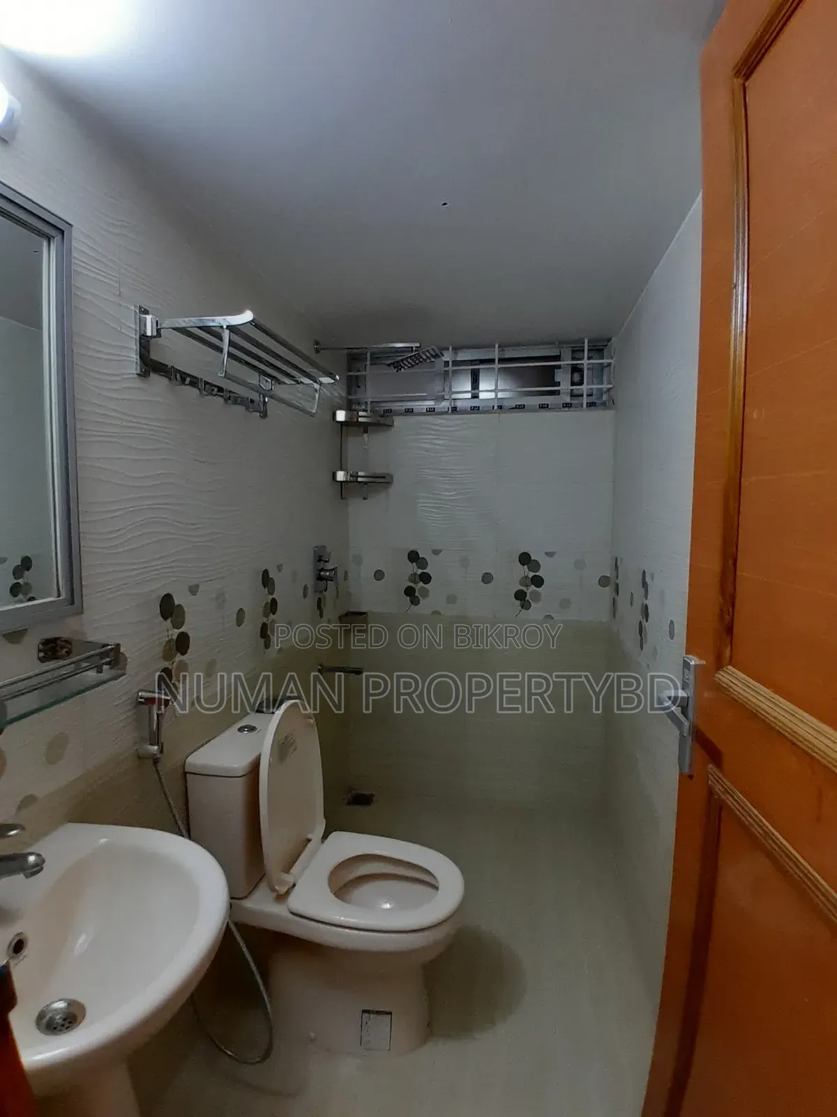 4bdrm Apartment in Numan Property Bd, Basundhara for rent