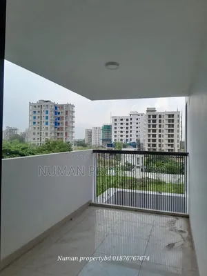 3-bedroom Apartment in Numan Property Bd, Basundhara for Rent