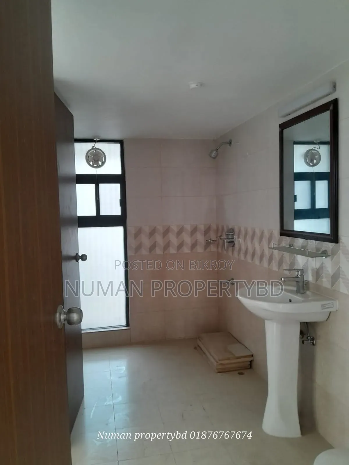 3-bedroom Apartment in Numan Property Bd, Basundhara for Rent
