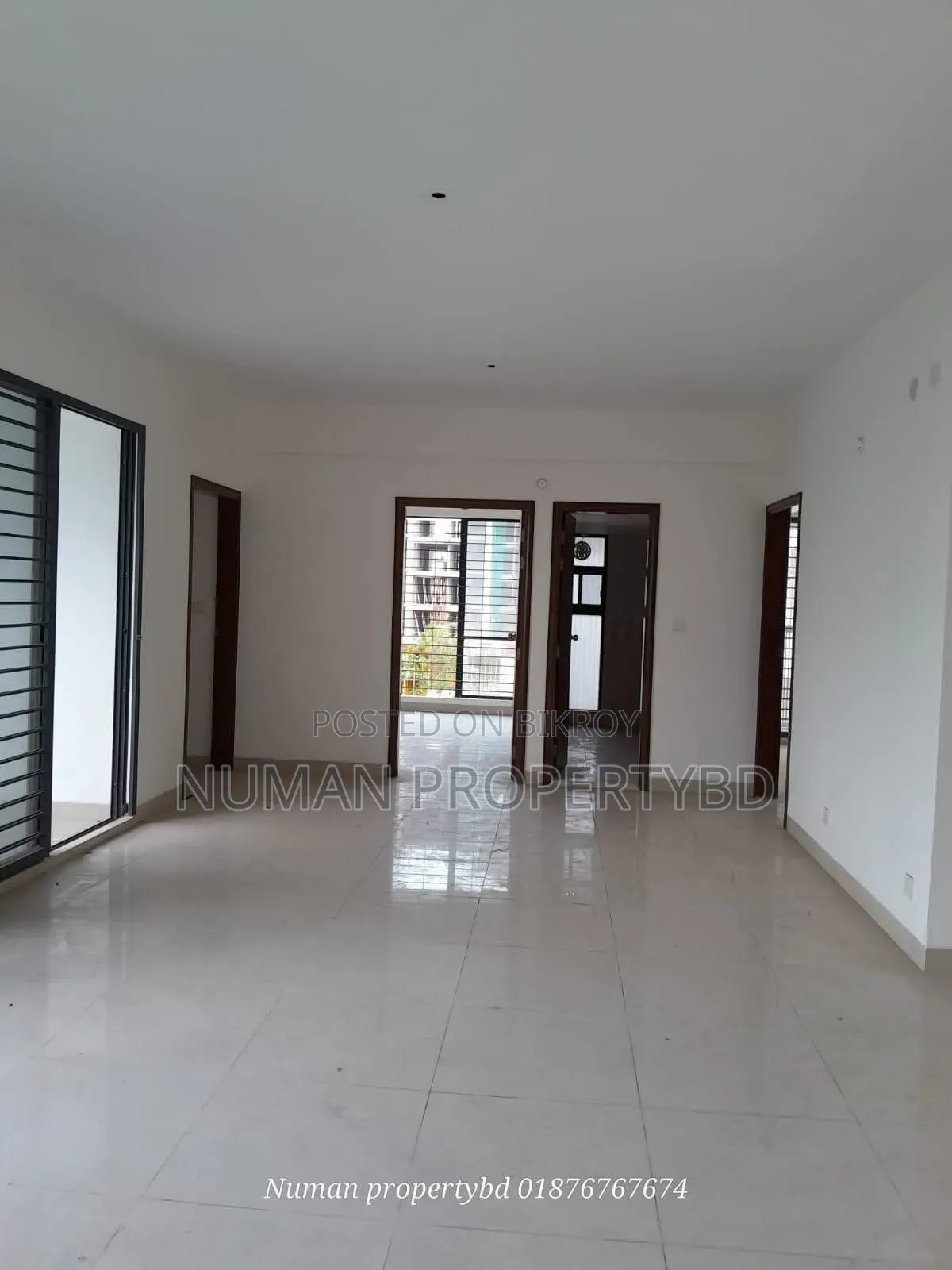 3-bedroom Apartment in Numan Property Bd, Basundhara for Rent