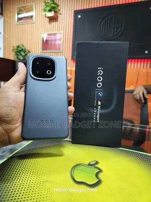 iQOO 13 256 GB Black