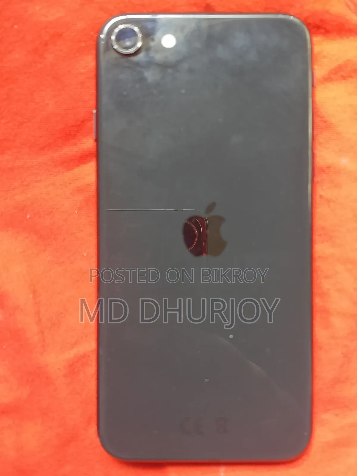 Apple iPhone SE (2020) 64 GB Black