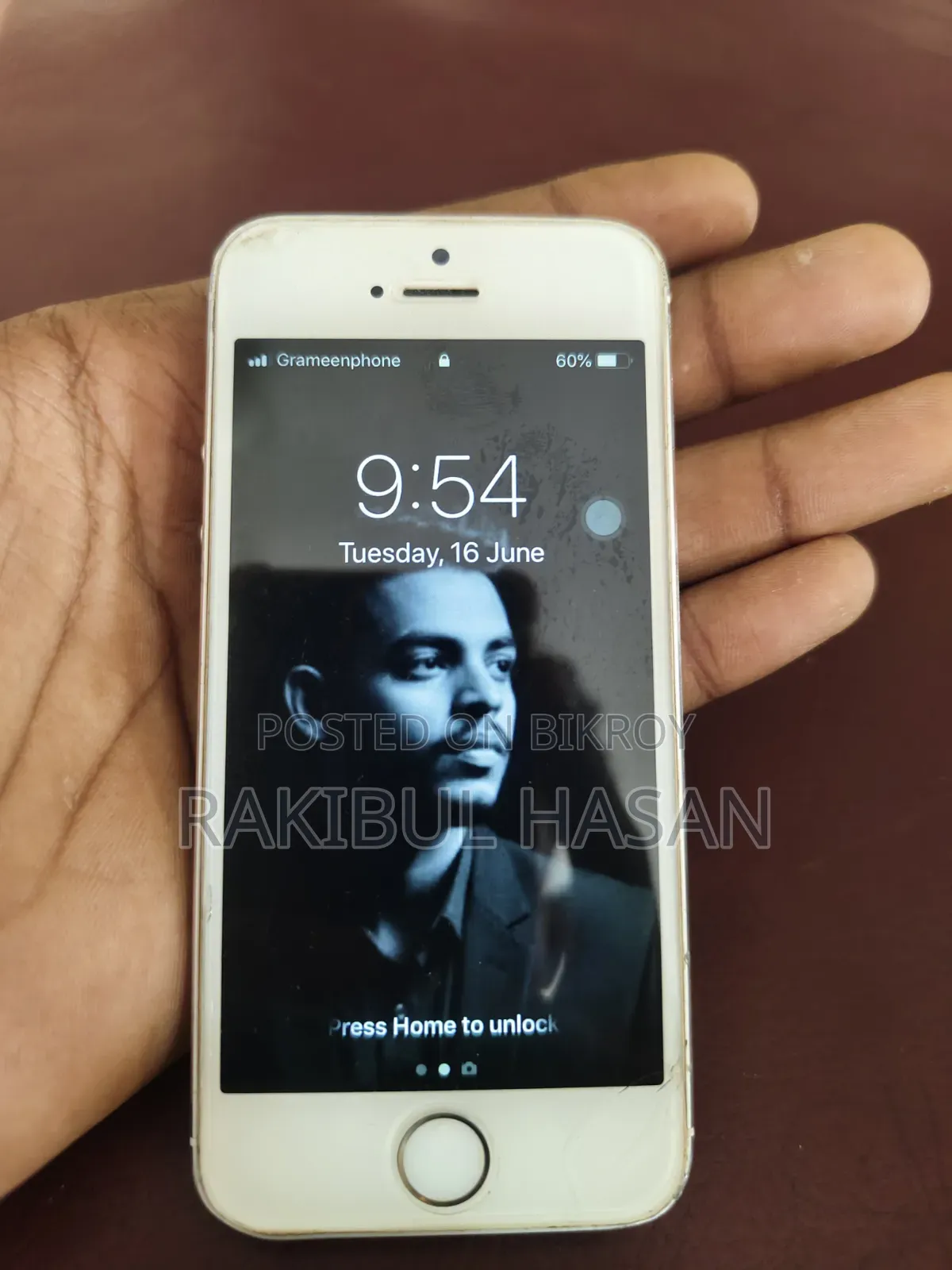 অ্যাপল আইফোন ৫এস ১৬ জিবি সিলভার
