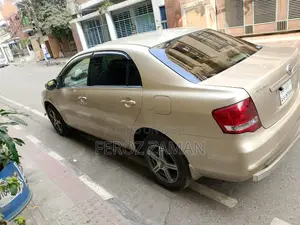 Toyota Axio 2011 Gold