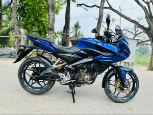 বাজাজ ২০১৬ ব্লু