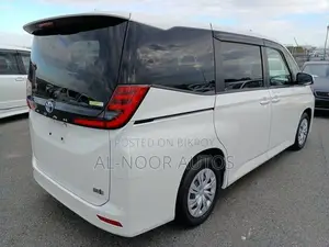 Toyota Noah 2022 Pearl