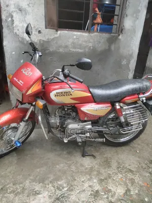 Honda 2010 Red