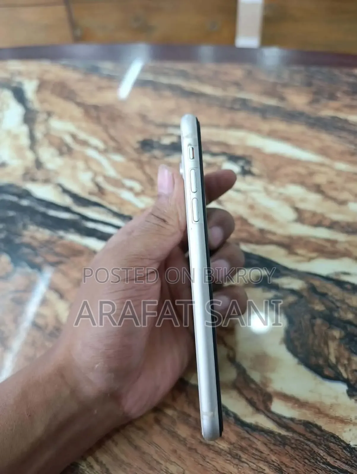 অ্যাপল আইফোন ১১ ১২৮ জিবি সাদা