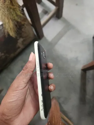 Samsung Galaxy J2 8 GB Silver