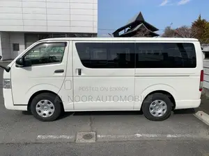 Toyota HiAce 2021 Pearl