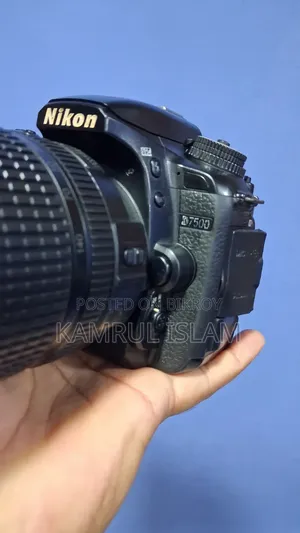 Nikon D7500 18-140vr Lens