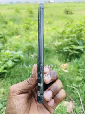অ্যাপল আইফোন ১১ ৬৪ জিবি ব্ল্যাক