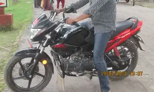 Hero Glamour 2014 Black