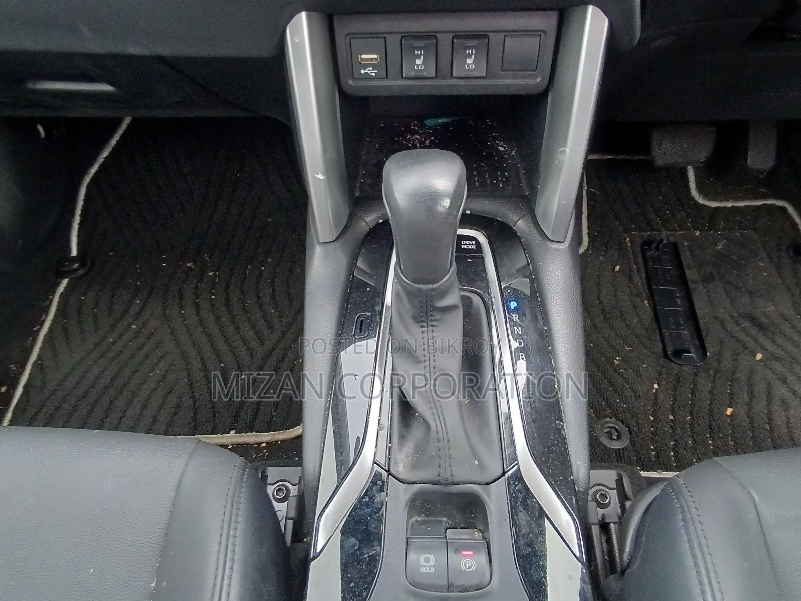 Toyota Harrier Hybrid Z 2021 Pearl