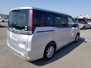 Toyota Noah 1.8 FWD Hybrid (7 Seater) 2021 Silver