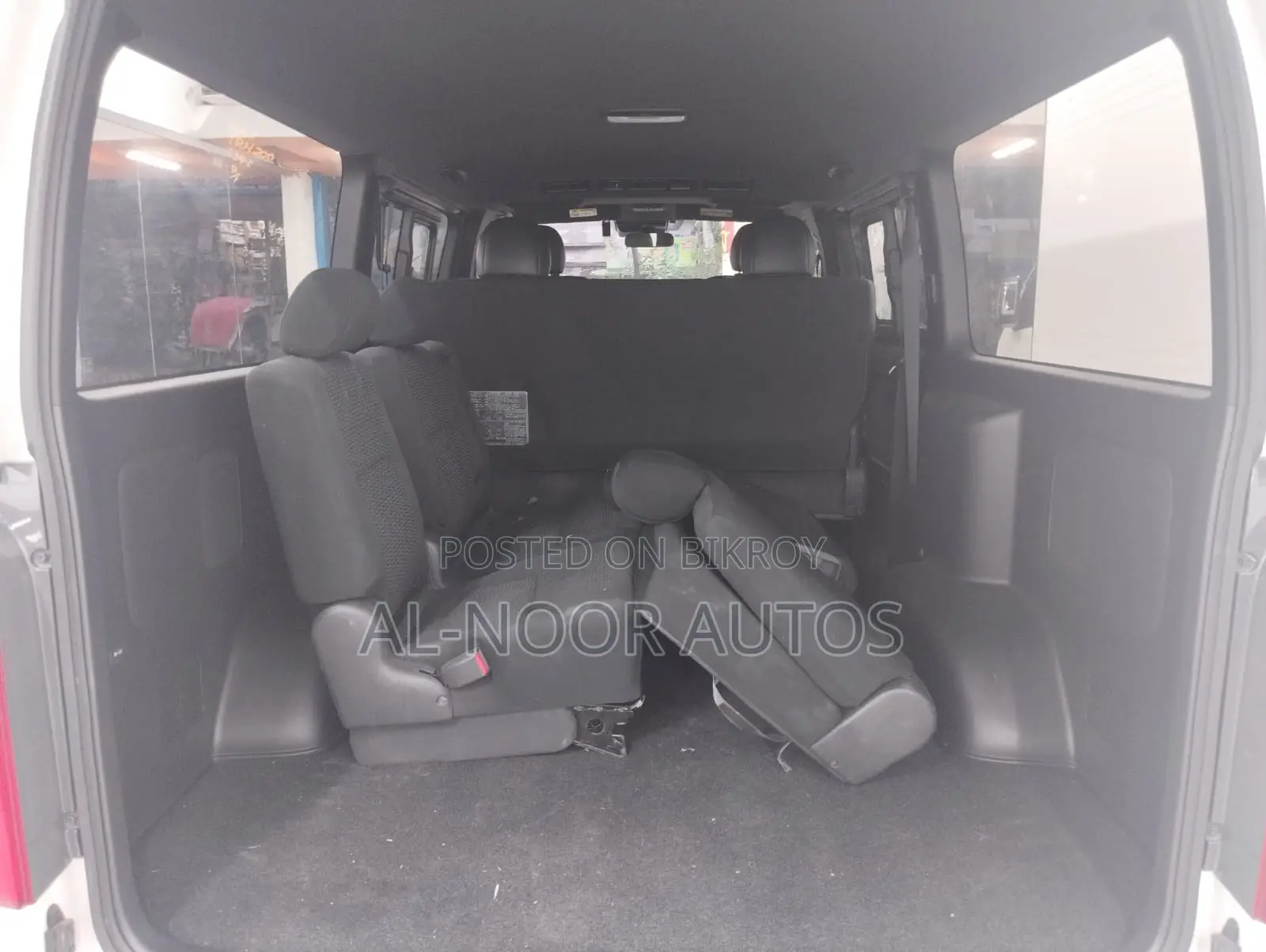 Toyota HiAce 2021 Pearl