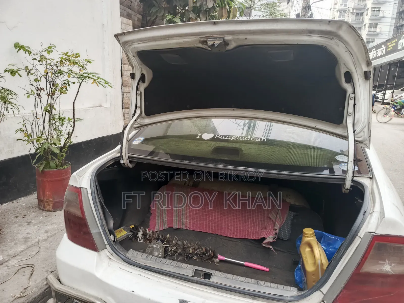 Toyota Corolla 2004 White