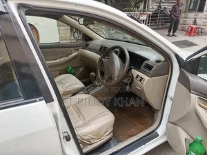 Toyota Corolla 2004 White