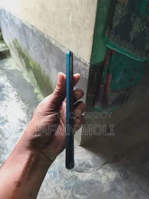 Vivo Y11 32 GB Blue