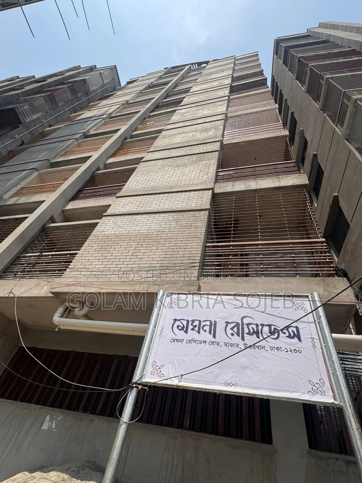 উত্তরায় বিক্রয়ের জন্য ফার্নিশড ৩ বেডরুমের অ্যাপার্টমেন্ট