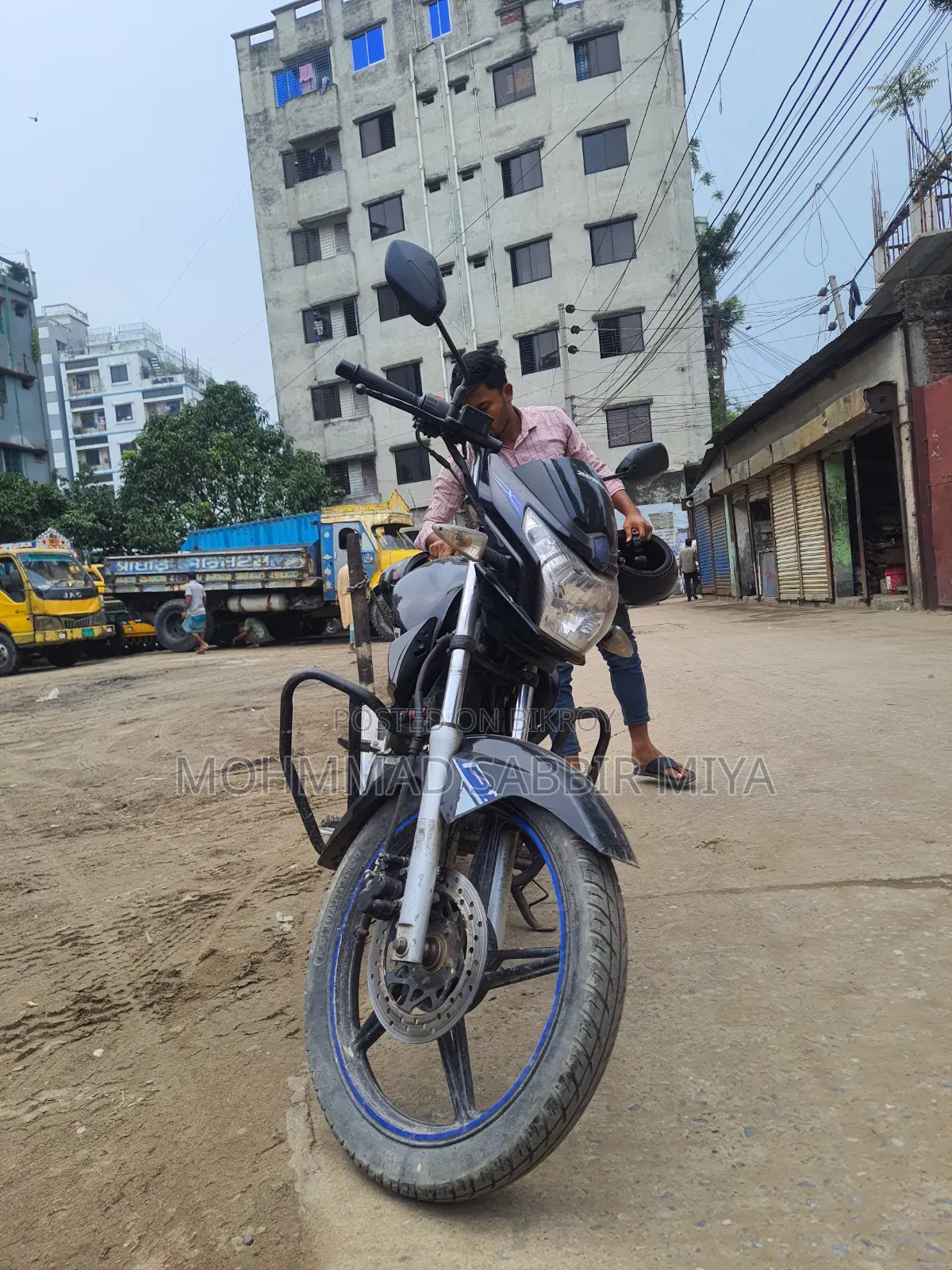 Runner Turbo 125 ২০২০ কালো