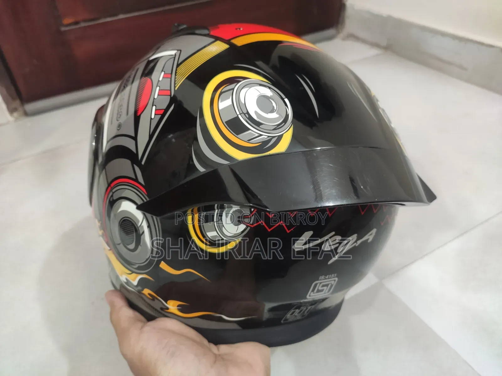 ভেগা বোল্ট হেলমেট (লাইক নিউ)