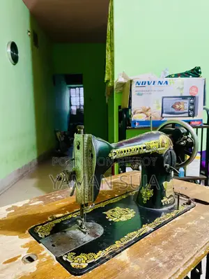 বাটারফ্লাই সেলাই মেশিন (টেবিলসহ) বিক্রয় হবে