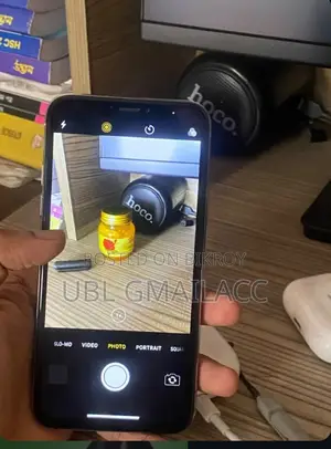 অ্যাপল আইফোন এক্স ২৫৬ জিবি সাদা