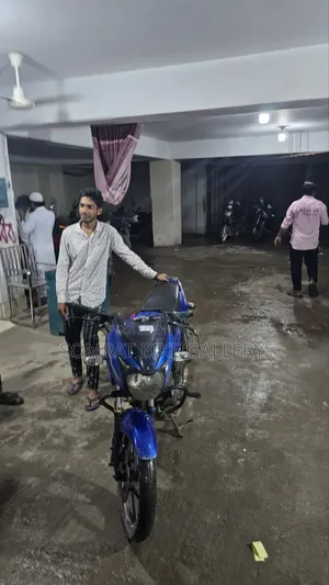 বাজাজ পালসার ১৫০ ২০১৪ ব্লু