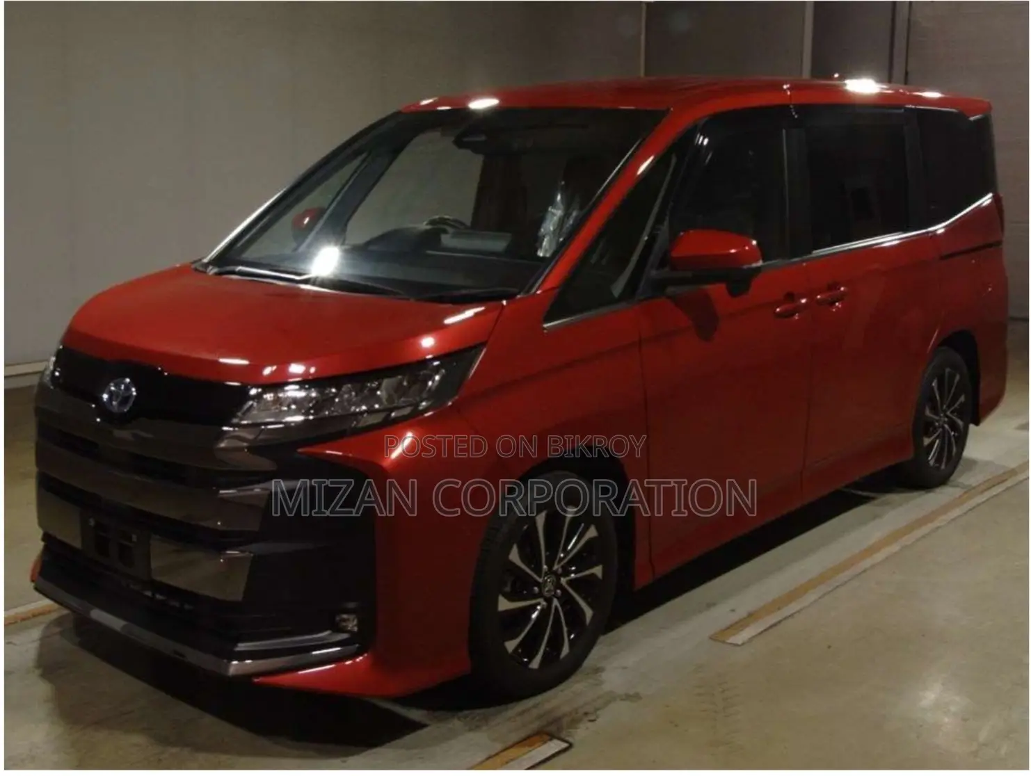 Toyota Noah 2023 Red