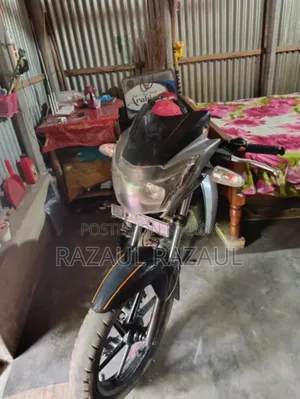 TVS Apache RTR 160 2V 2018 Black