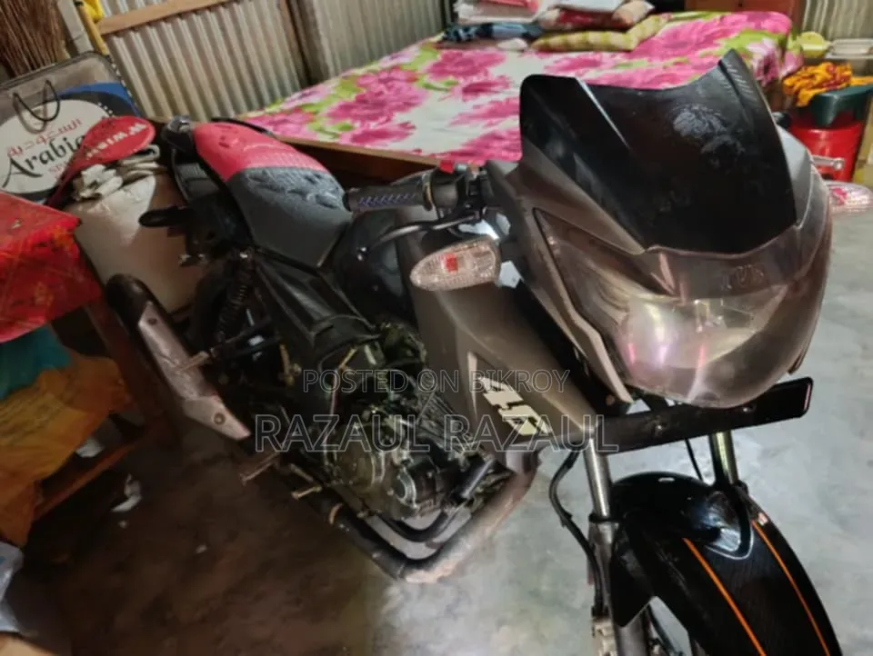 TVS Apache RTR 160 2V 2018 Black