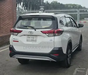 Toyota Rush 2022 Pearl