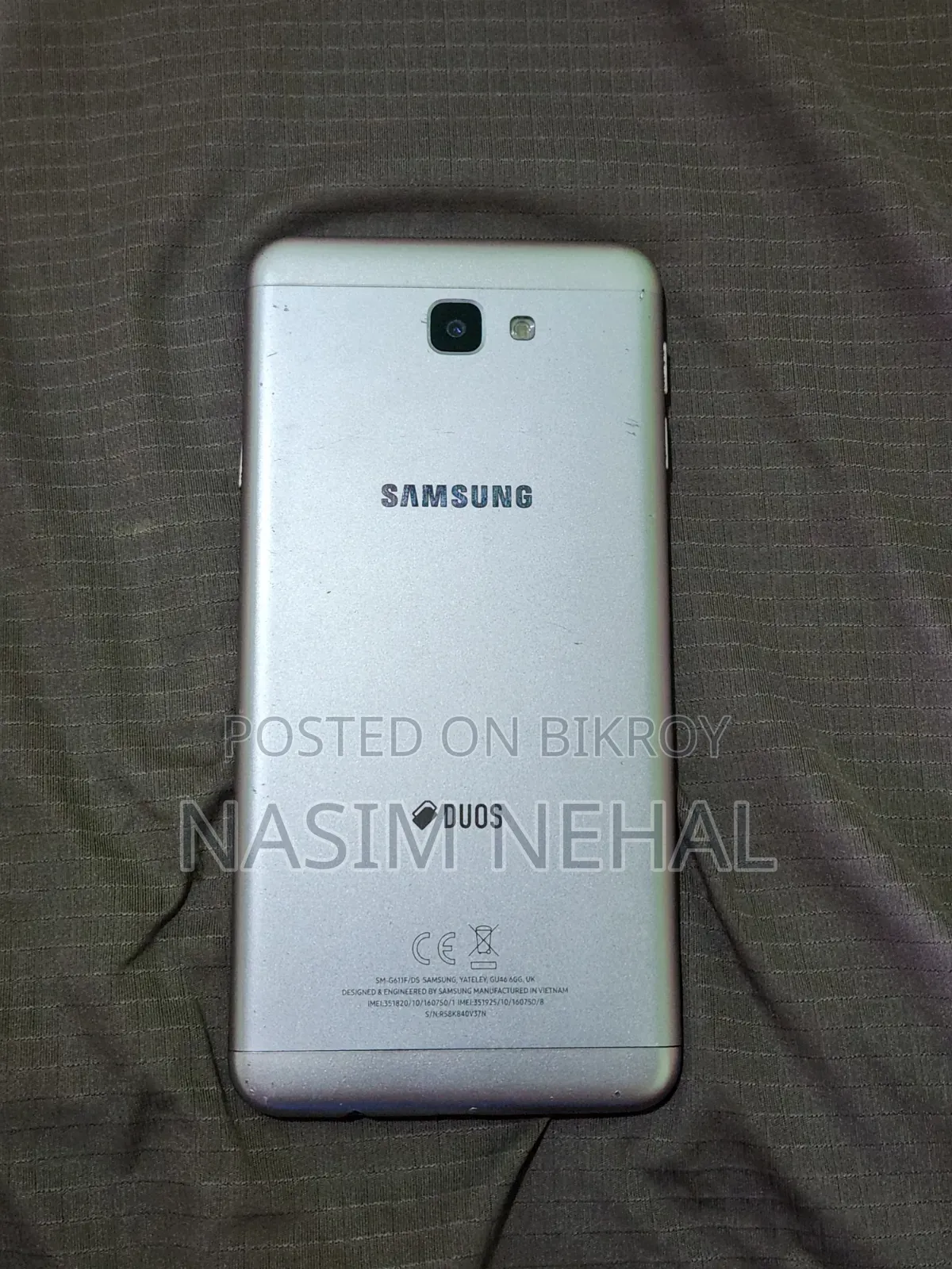 Samsung Galaxy J7 32 GB Silver