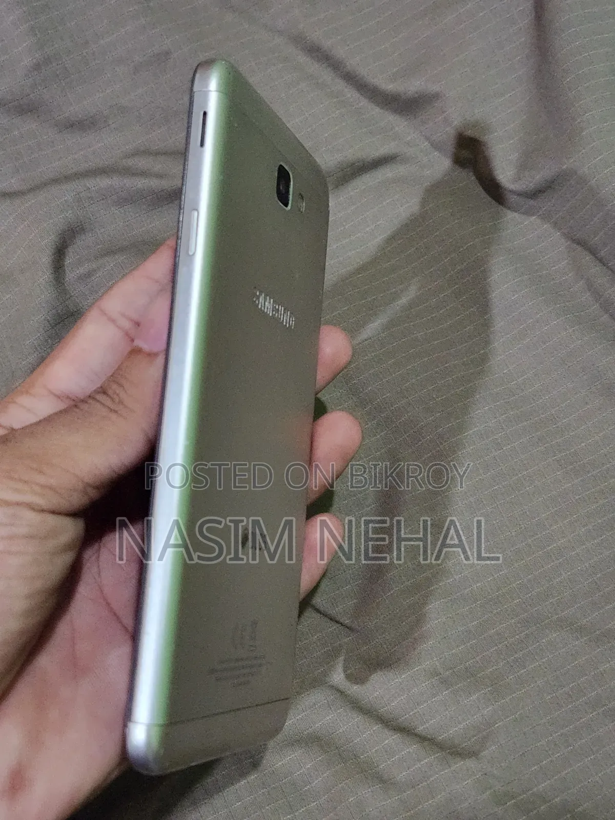 Samsung Galaxy J7 32 GB Silver