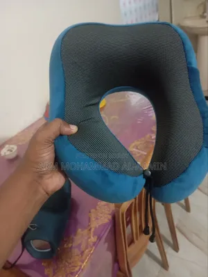 মেমোরি ফোমের ট্রাভেল নিক পিলো