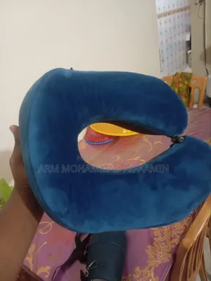 মেমোরি ফোমের ট্রাভেল নিক পিলো