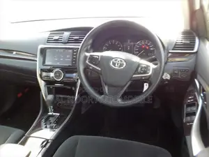 Toyota Premio 2020 Pearl