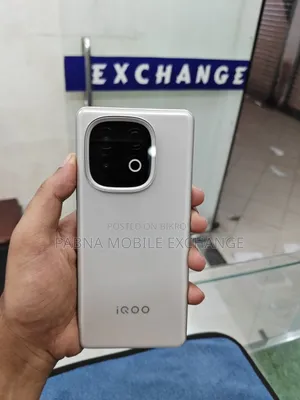 আইকিউওও ২৫৬ জিবি ধূসর