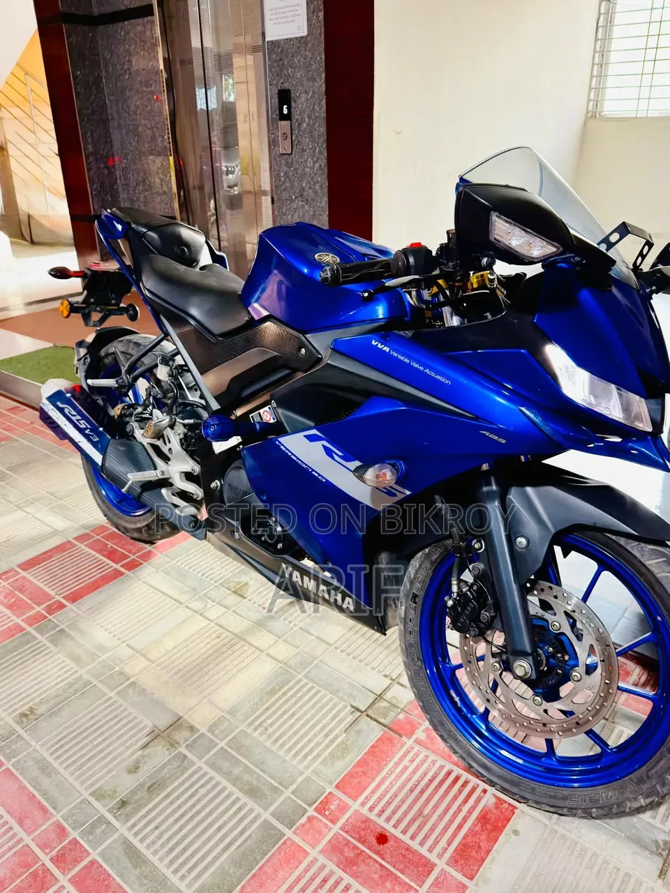 Yamaha R15 V3 2021 Blue